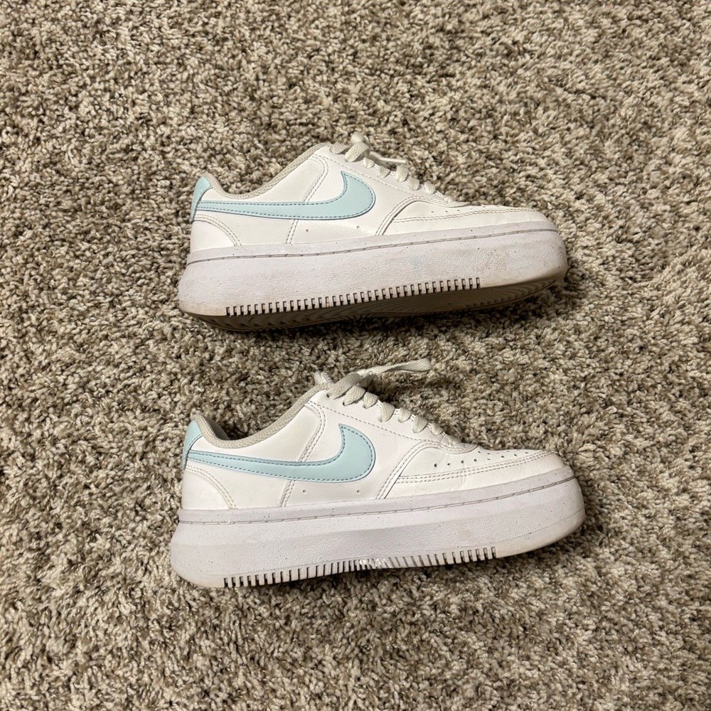 Nike Court Vision Alta